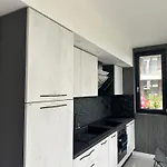 דירה сарафово лукс гарден първа линия בורגאס