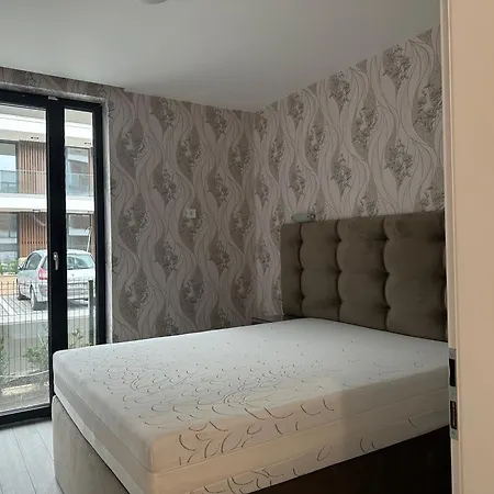 сарафово лукс гарден първа линия Burgas