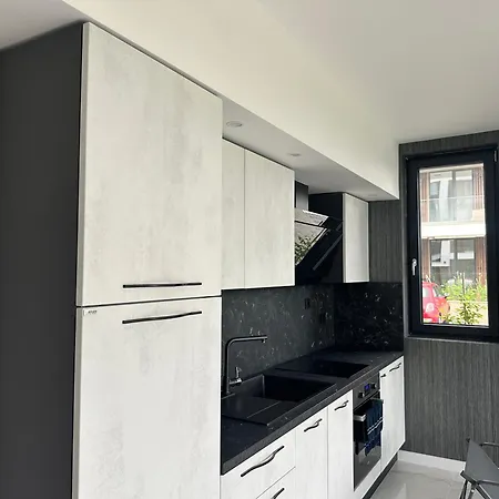 Apartment сарафово лукс гарден първа линия Burgas