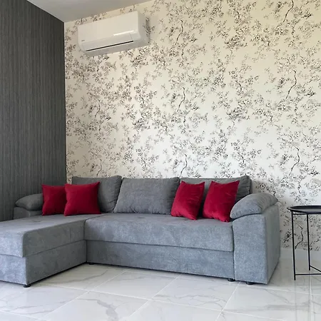 сарафово лукс гарден първа линия * Burgas