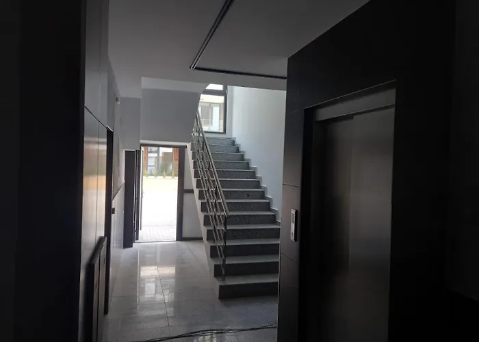 сарафово лукс гарден първа линия *