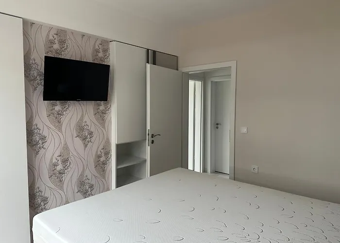 сарафово лукс гарден първа линия Lägenhet Burgas