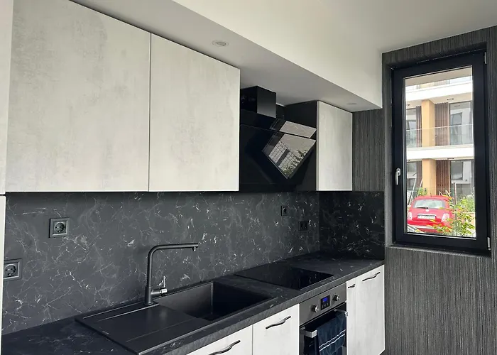 сарафово лукс гарден първа линия Lägenhet