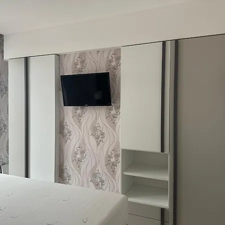 сарафово лукс гарден първа линия * Burgas City