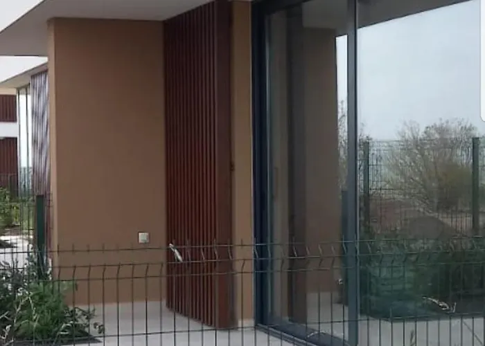 아파트 сарафово лукс гарден първа линия *